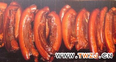 13556776_14029031138790